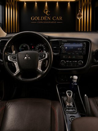 Mitsubishi Outlander 2016