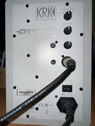 Pareja KRK Rokit 5 G3 White Noise