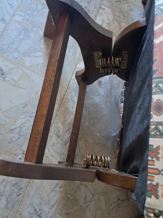 2 Mecedoras de Madera Maciza