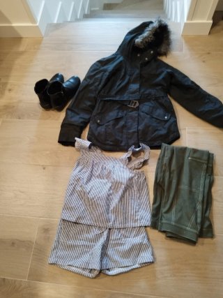 Lote Ropa Niña Chaqueta, Pantalón y Conjunto