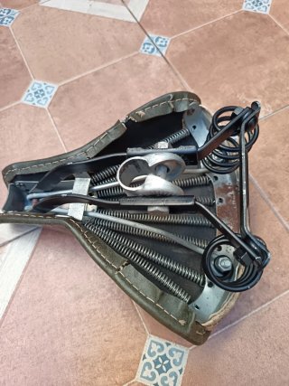 Sillín bicicleta clásica.
