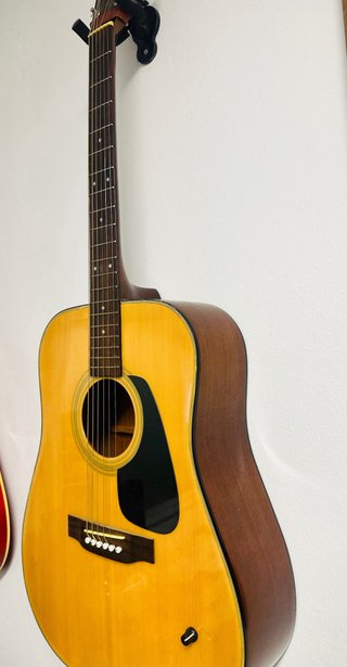 Guitarra MORRIS Electroacústica
