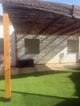 Pérgola de madera a medida. Largo 6 m x 5 m . 2.70
