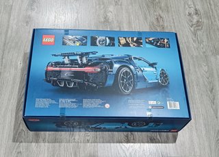 LEGO Technic Bugatti Chiron 42083