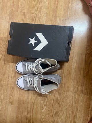 Converse grises altas