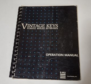 Sintetizador E-MU Vintage Keys 1.02 de 1992.