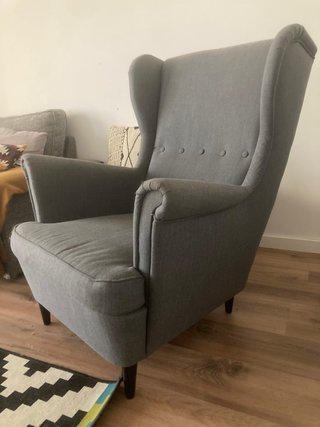 Butaca IKEA gris tela