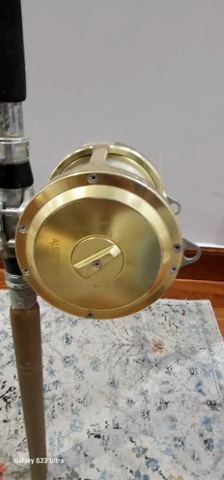 Caña y Carrete Alutecnos Dorado