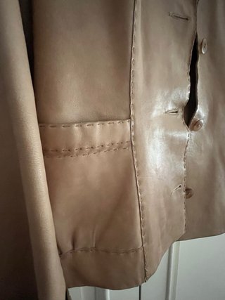 Chaqueta de piel color camel