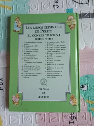 Cuento niños: El cuento de los conejitos pelusa.