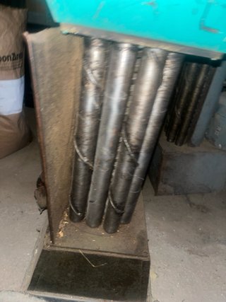 Peladora de almendras eléctrica