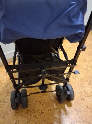 Silla de paseo azul poco uso