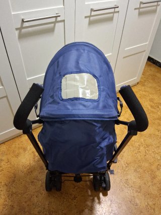 Silla de paseo azul poco uso