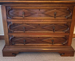 Cómoda de madera Almazán 3 cajones