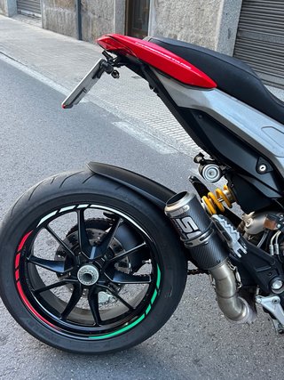 Ducati Hypermotar 821