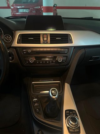 BMW Serie 3 318d 2014
