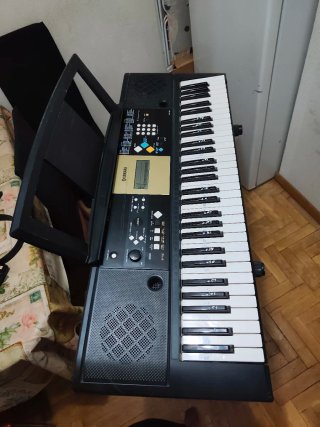 Piano Yamaha YPT-220