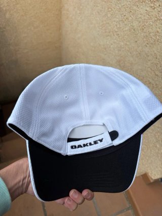 Gorra Oakley Eclipse Blanca