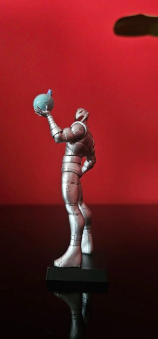 ULTRON - FIGURA CUSTOM
