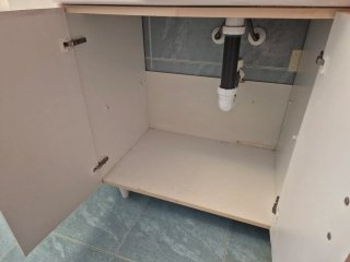Baño completo: mueble + lavabo + WC + ducha