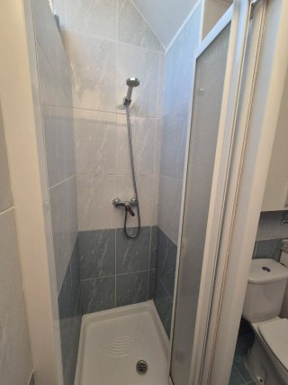 Baño completo: mueble + lavabo + WC + ducha
