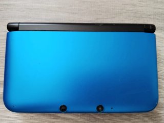 Nintendo 3DS XL Azul + 3 Juegos Pokémon