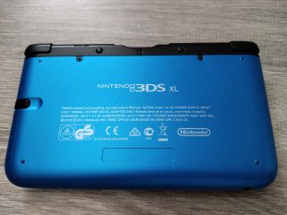 Nintendo 3DS XL Azul + 3 Juegos Pokémon