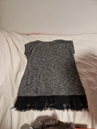 Camiseta/vestido Atmosphere gris y negro Talla M