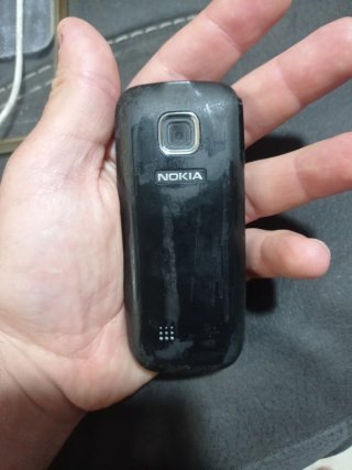 NOKIA 2330 CLASSIC COMPATIBILE CON QUALSIASI OPERATORE