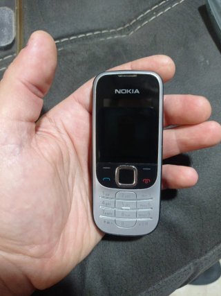 NOKIA 2330 CLASSIC COMPATIBILE CON QUALSIASI OPERATORE
