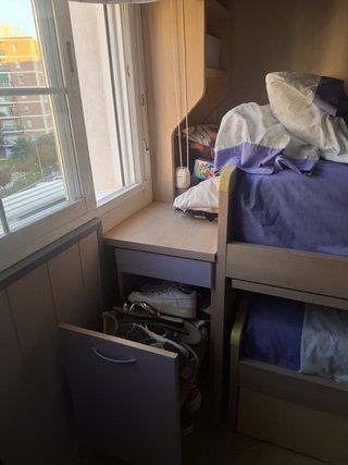 Dormitorio juvenil litera con dos camas