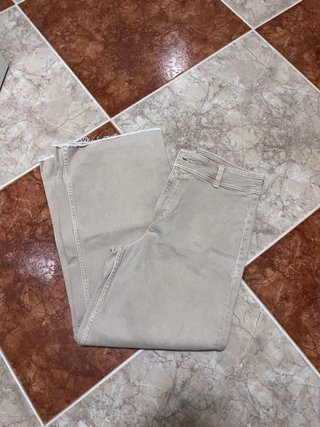 Pantalones anchos beige Mango Talla 38