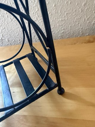 Botellero de hierro negro