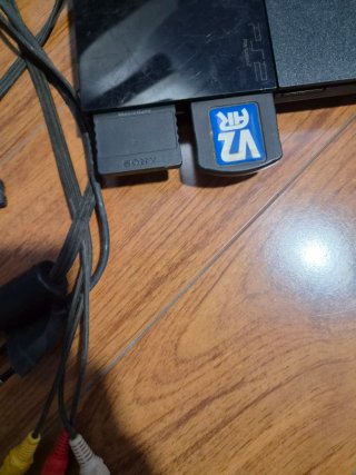 PlayStation PS2 Negra + Accesorios