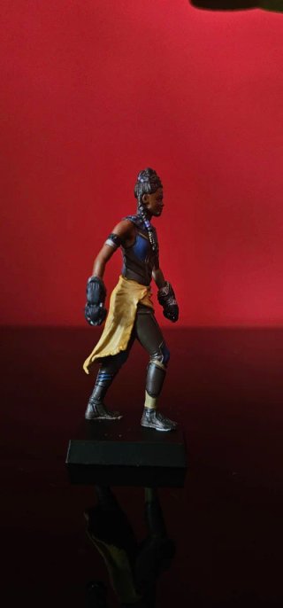 SHURI - FIGURA CUSTOM