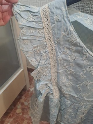 Blusa turquesa bordada volantes XL