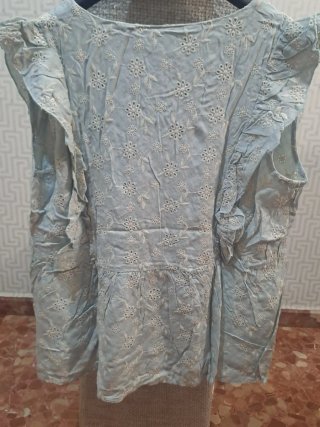 Blusa turquesa bordada volantes XL