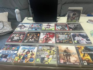 Consola PlayStation 3 con juegos