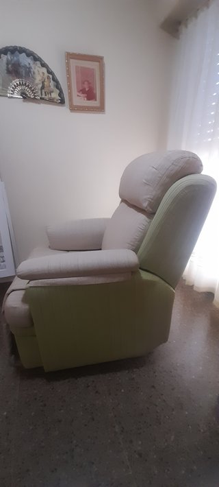 Sillón reclinable eléctrico con elevador