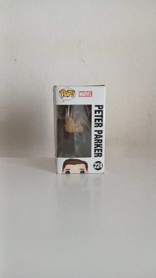 Funko Pop Peter Parker Spider-Man Homecoming 224