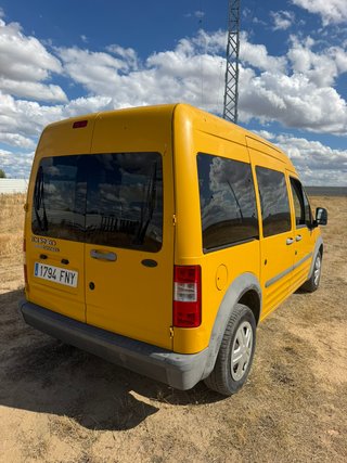 FORD TOURNEO CONNECT 1.8 TDCi 90CV SILLA DE RUEDAS