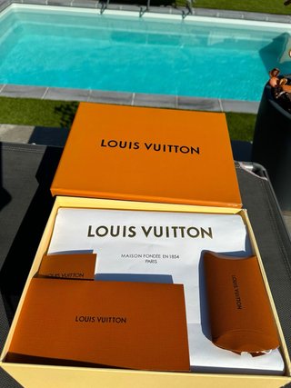 Sneakers Louis Vuitton Blu e Bianche