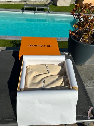 Sneakers Louis Vuitton Blu e Bianche