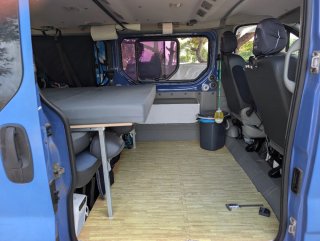Estructura de cama para furgoneta camper