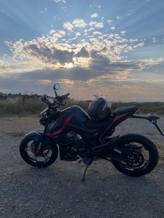 Zontes 125u Azul/Naranja - Mayo 2025