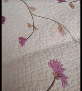 Colcha cama matrimonio beige con 2 cojines 150 cm