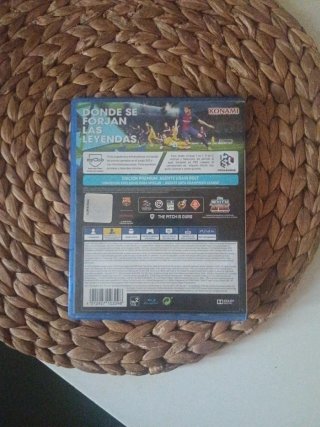 PES 2018 Pro Evolution Soccer PS4