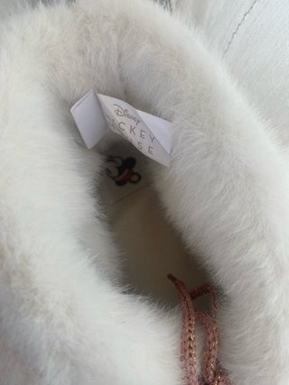Ciabatte beige con lacci rosa