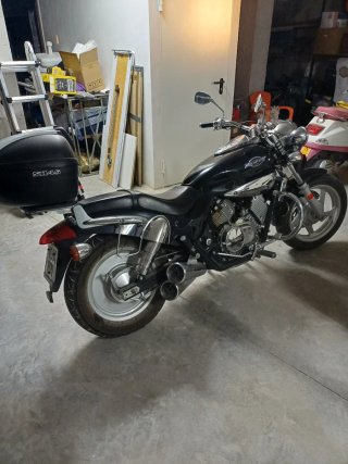 Kymco Venox 250 Negra