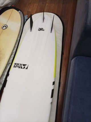 Tabla de surf Full Cas midlen Magic Twin en 6:10,